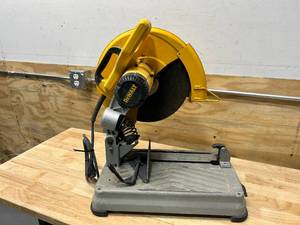 lot 20 image: DEWALT 15 Amp Corded 14 in. Cut-Off Saw