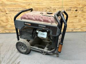 lot 40 image: GENERAC XT 8000-Watt Gasoline Portable Generator