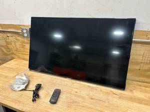 lot 53 image: PANASONIC 42 Full HD LCD Display (TH42LFE6U)