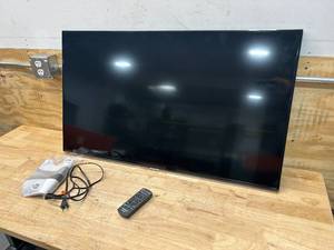 lot 55 image: PANASONIC 42 Full HD LCD Display (TH42LFE6U)