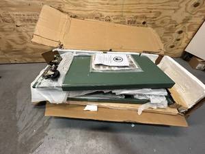 lot 101 image: Madison Kitchen IslandCart Emerald - Crosley CF3021-EM