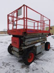 lot 3 image: 2006 SkyJack SJ7127 4WD Rough Terrain Scissor Lift