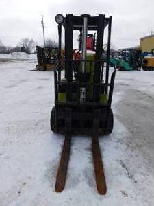 lot 22 image: 1973 Clark TW25B Electric Forklift