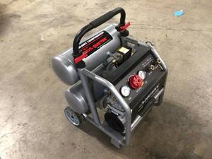Husky 4.5 Gal silent Compressor open box customer return see pictures