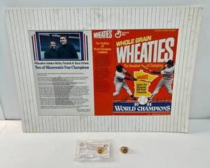 lot 6 image: 2 Vintage Minnesota Twins Souvenir Rings With Wheaties Box