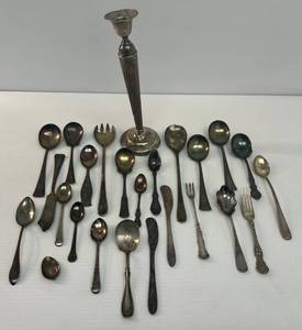 lot 10 image: Weighted Sterling Candle Holder Gross Weight 8.7 OZ & Misc. Silver Plate