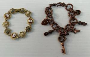 lot 68 image: Vintage Bracelets