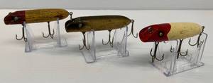 lot 84 image: Vintage Wooden Fishing Lures