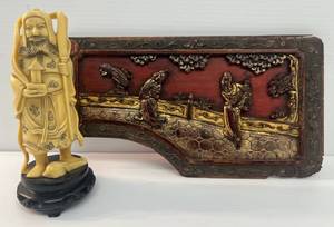 lot 215 image: Vintage Ornate Chinese Wood Hand Carved Door Panel 14 x 7 12 And Oriental Statue 8 12
