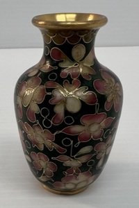 lot 256 image: 3 Chinese Cloisonne Vase