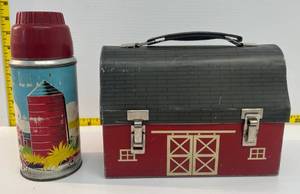 lot 266 image: Vintage Barn Shaped Lunchbox And Thermos
