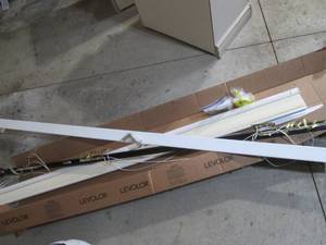 lot 31 image: Levolor 5 window shade and more. s...