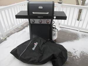 lot 49 image: Very nice Even-Embers Gas grill wit...