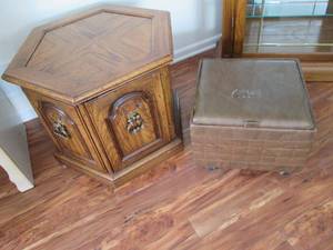 lot 54 image: Wood Hexagon shaped endside table ...