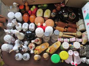 lot 83 image: Lot 1 of a Large collection of Vint...