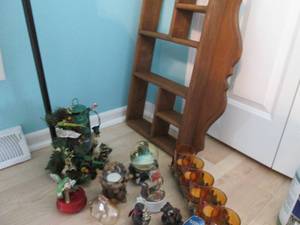 lot 91 image: Wooden sectionalized wall shelf wit...