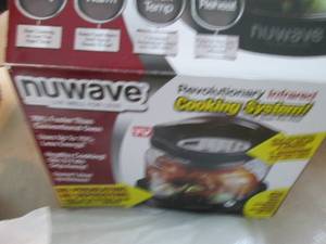lot 92 image: Nuwave Infrared cooking system with...