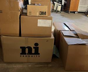 $$$$ Huge Lot Multiple Boxes New In Package Miscellaneous Medical Supplies - Please See Pictures &amp We Wrote Down Some Of The Items On Post-it Notes - Great Way To Equip A New Office Or Group Home - Appears A Lot Of This Is NOT Expired