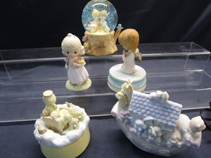lot 15 image: Precious Moments & Music Boxes