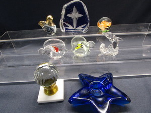 lot 17 image: Paperweights