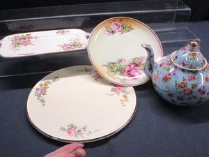 lot 35 image: Cake Plate, Tray, Teapot