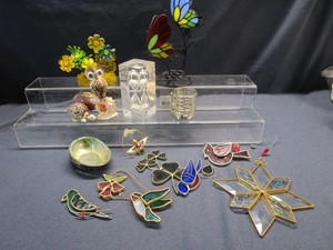 lot 45 image: Sun Catchers, Shell Art