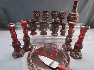 lot 70 image: Cape Cod Pieces