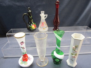 lot 71 image: Bud Vases & Cruets