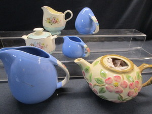 lot 72 image: Halls & Franciscan