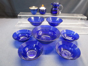 lot 78 image: Cobalt Berry Set, Picher, Dishes