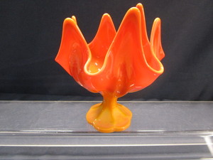 lot 114 image: Bittersweet Orange Slag Bowl