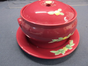 lot 117 image: Coors Rosebud Platter & Casserole