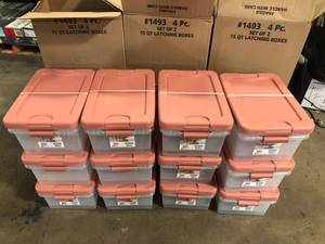Lot of Plastic Storage Bins Customer Returns See Pictures