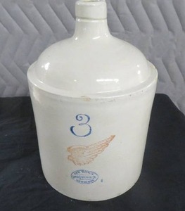 lot 1 image: RED WING CROCK
