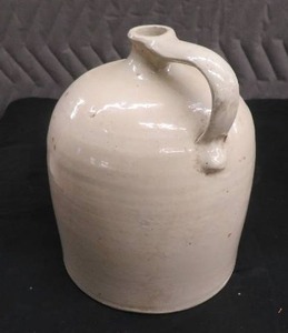 lot 9 image: ANTIQUE AMERICAN 2 GALLON WHISKEY JUG