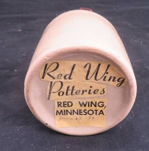 lot 15 image: RED WING POTTERY POT