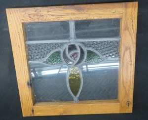 lot 80 image: STAINED GLASS WINDOW