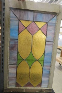 lot 84 image: STAINED GLASS