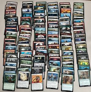 Lot of 120 MTG 2021 Innistrad Midnight Hunt Cards-90 Common 30 Uncommon