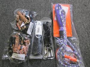 5 dog leashes ...