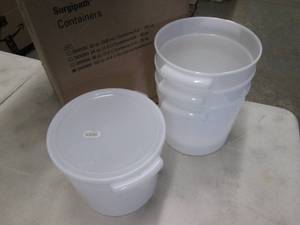 8 each 5.8L (Surgical)Buckets with ...