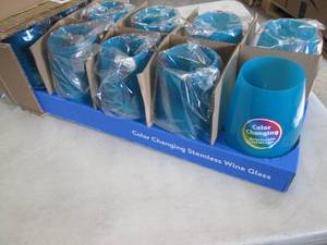 Box of 10 Color Changing Stemless 3...