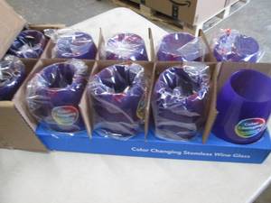 Box of 10 Color Changing Stemless 3...
