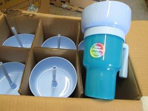 Box of 6 - 32 oz Color Changing Tum...