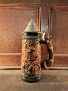 lot 19 image: Gerz West German Boar Hunting Fox Beer Stein