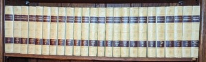 lot 59 image: Encyclopedia Britannica Set
