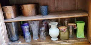 lot 164 image: Collection of Vases and Pots