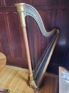 lot 169 image: Antique Erard Harp