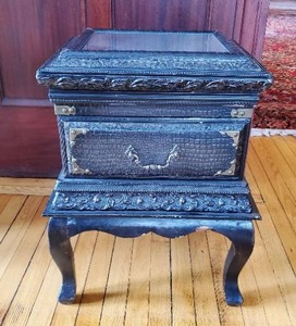 lot 177 image: Antique End Table