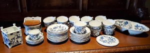 lot 122 image: Blue Danube China Set